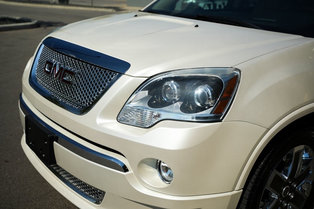 2012 Gmc Acadia Denali photo 5