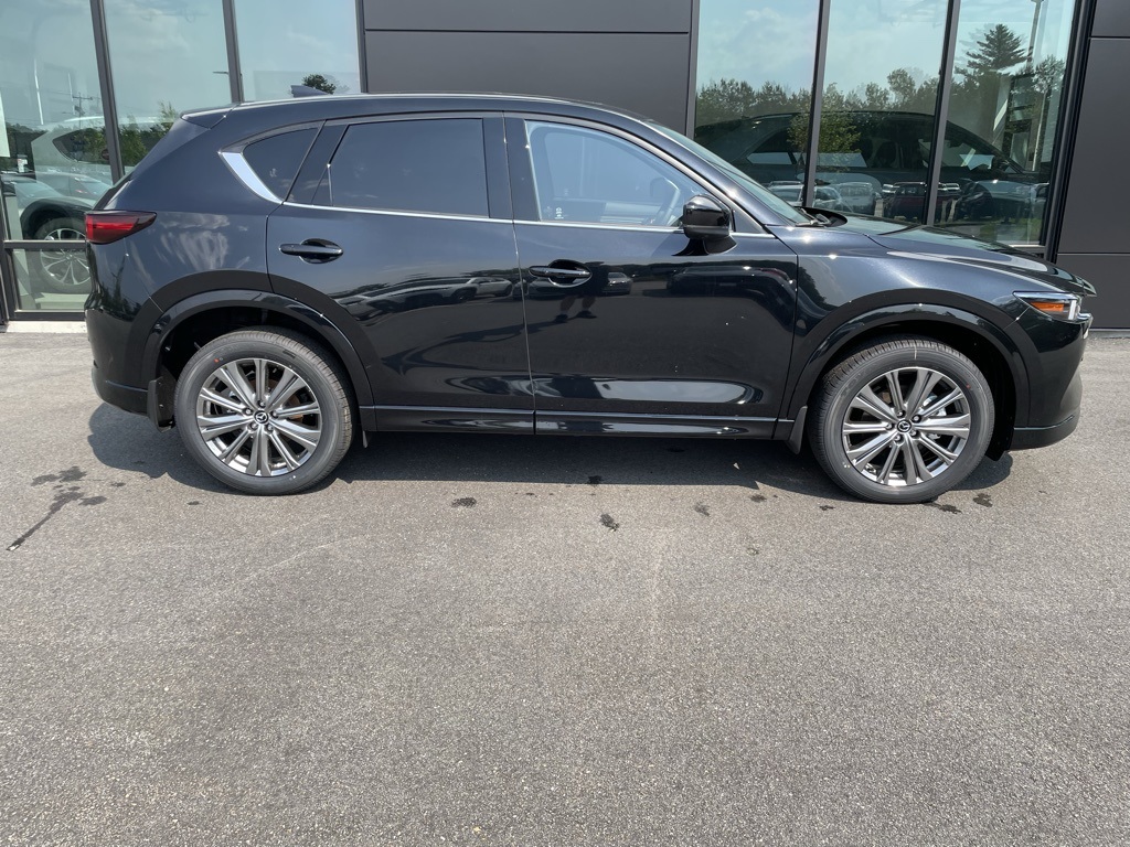 2025 Mazda CX-5 2.5 Turbo Signature photo 3
