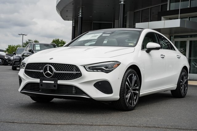 Certified Used 2025 Polar White Mercedes-Benz CLA 250 image 3