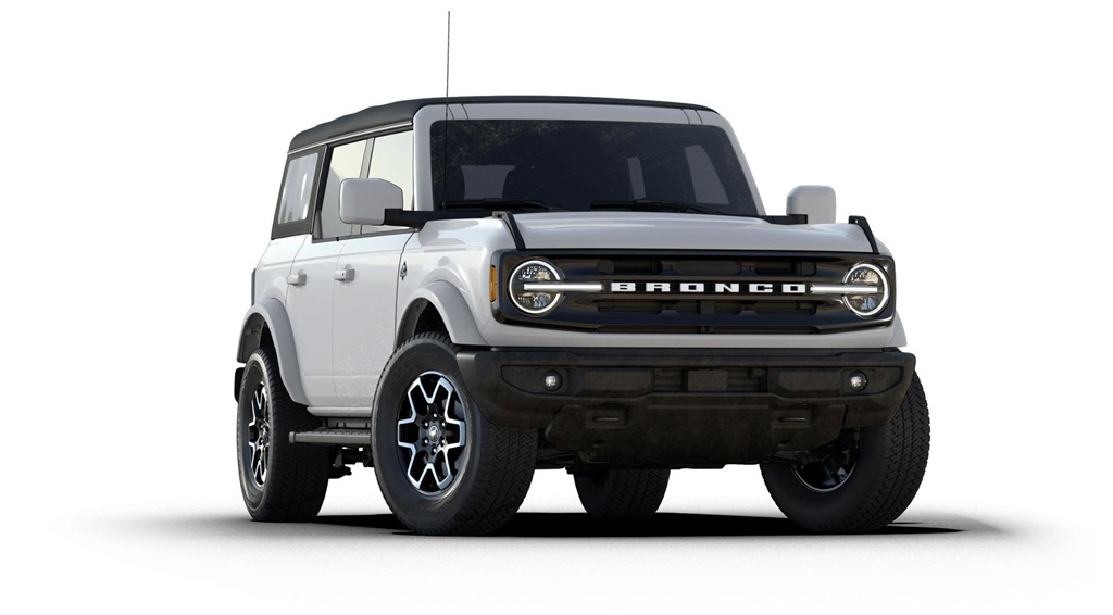 2025 Ford Bronco Outer Banks photo 4