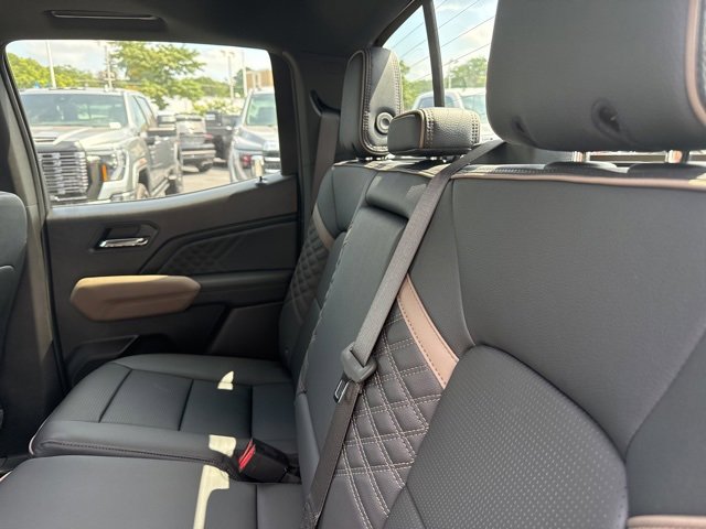 2025 Gmc Canyon Denali photo 22