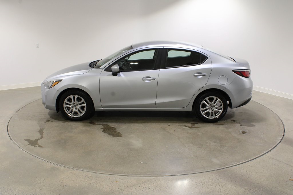 Used 2018 Toyota Yaris iA Base with VIN 3MYDLBYV0JY321582 for sale in Canonsburg, PA