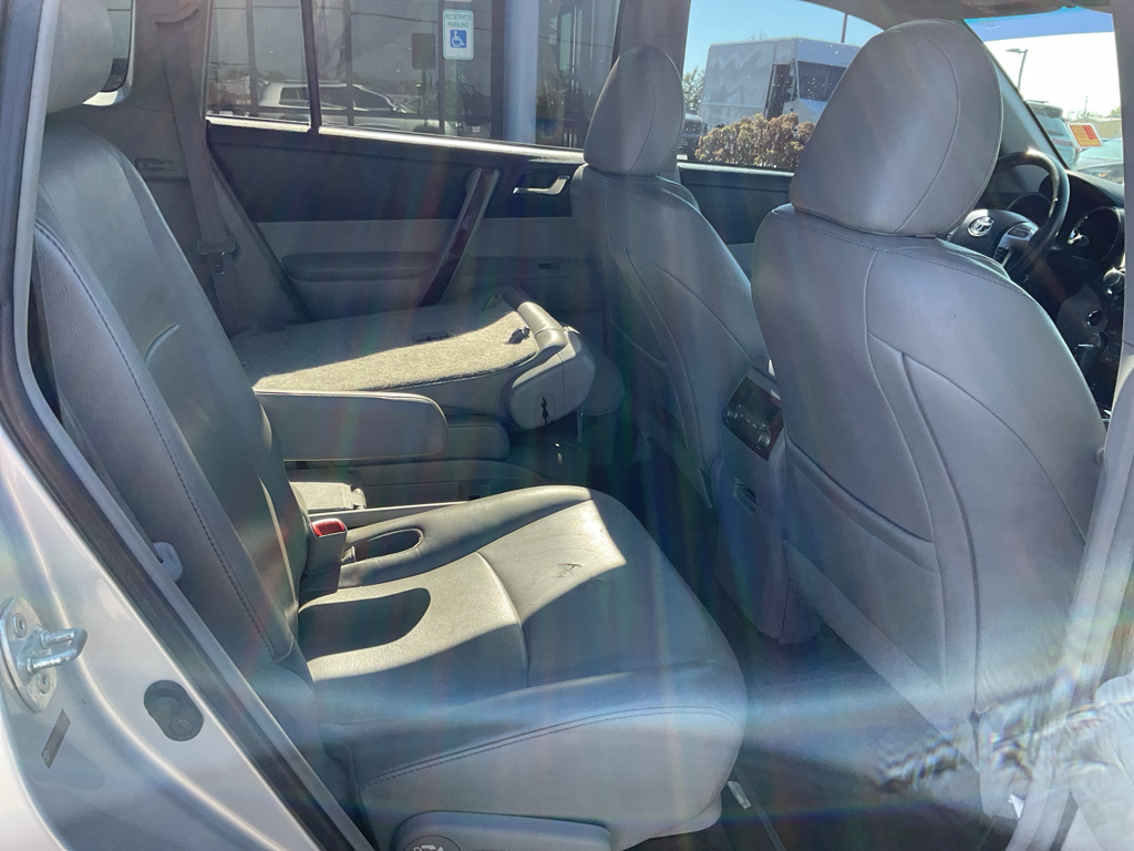 2012 Toyota Highlander Limited photo 11
