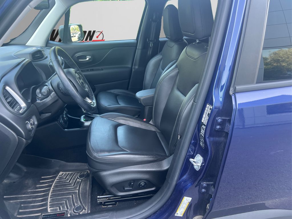 2021 Jeep Renegade Limited photo 9