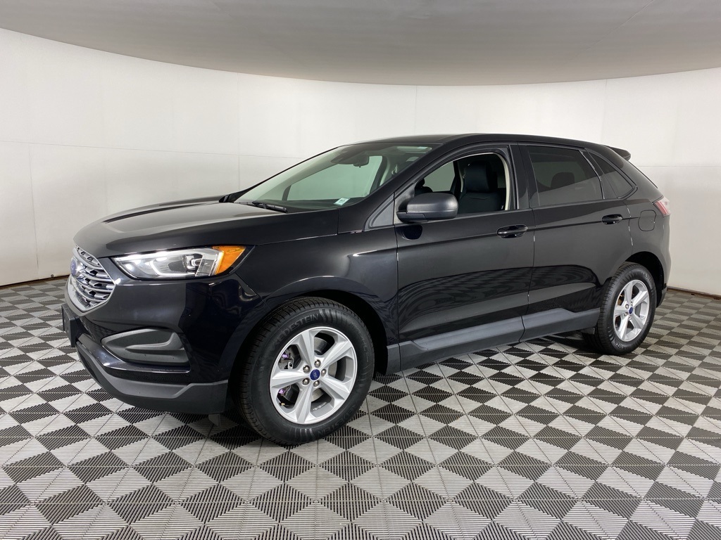 2020 Ford Edge SE photo 4