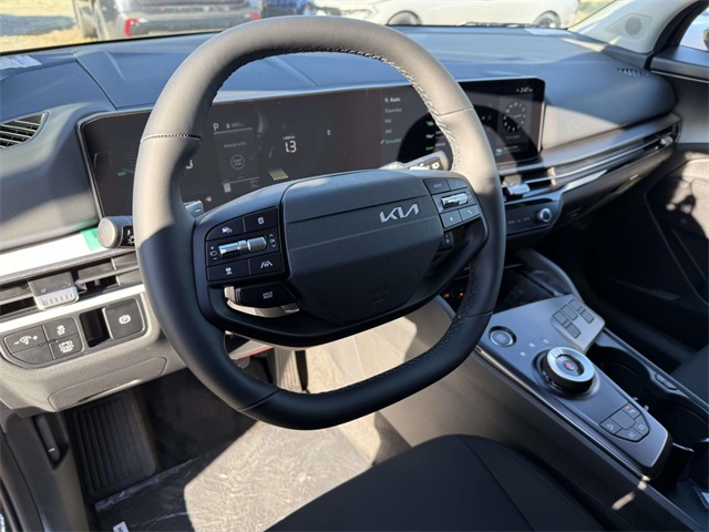 2026 Kia Sportage Hybrid LX photo 2