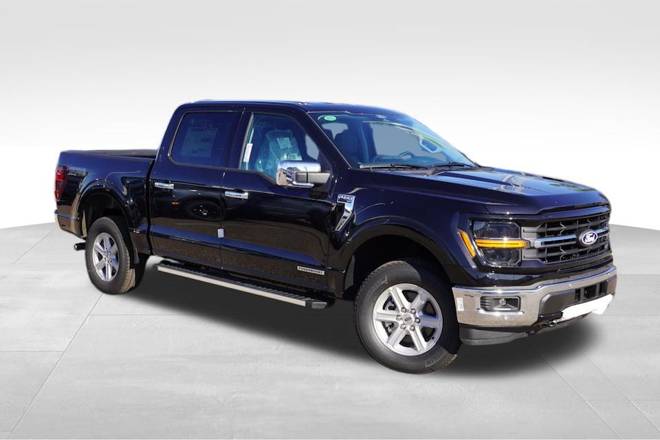 2025 Ford F-150 XLT's photo