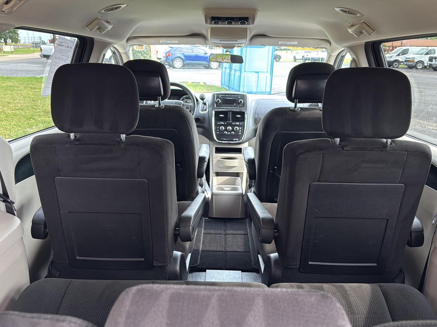 2016 Dodge Grand Caravan SE photo 12