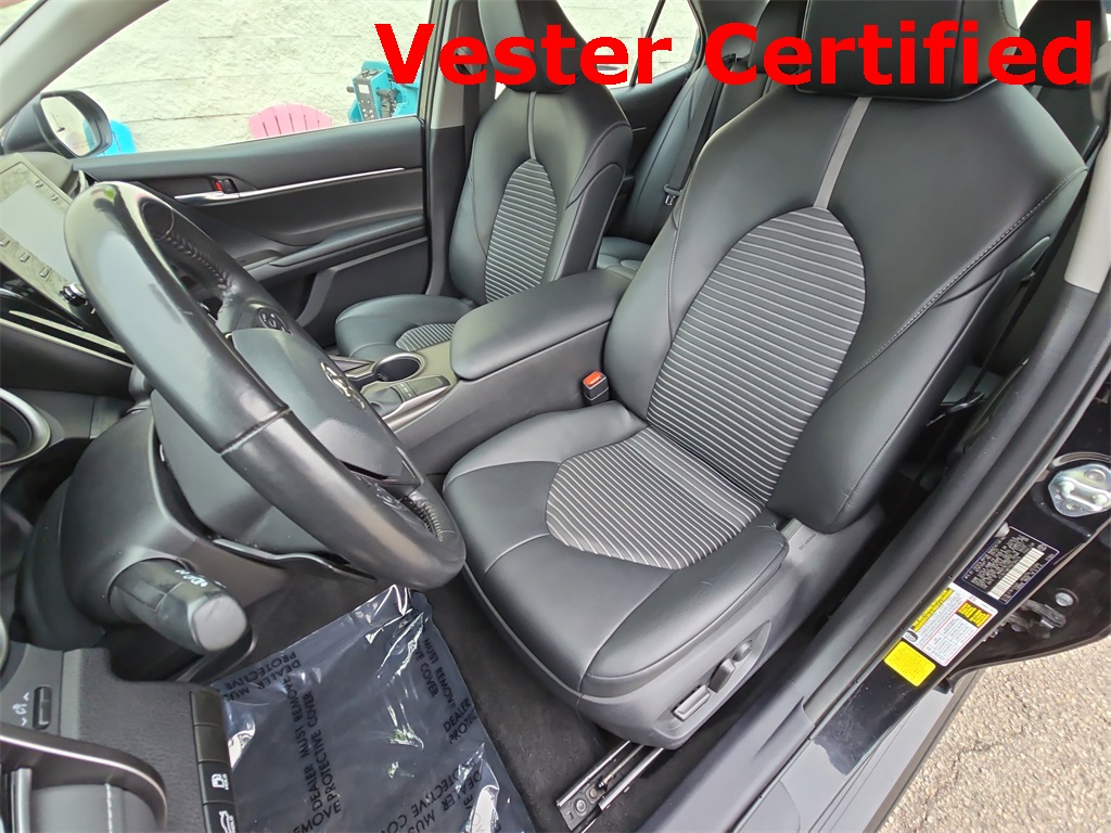 2023 Toyota Camry SE photo 26