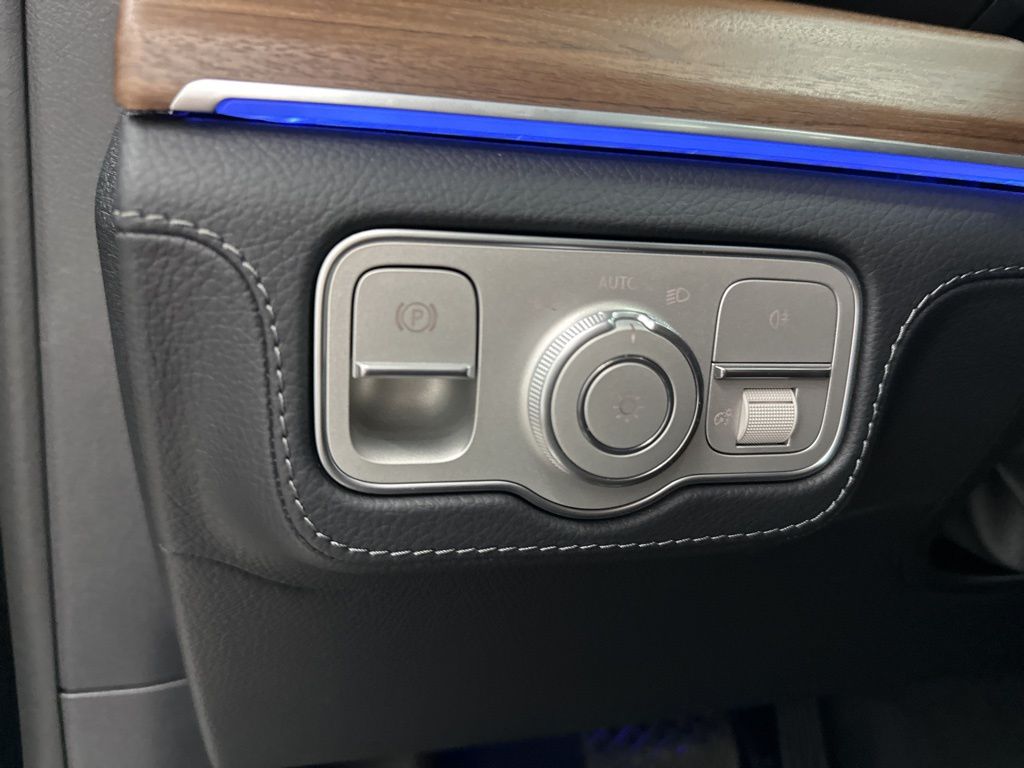 2026 Mercedes Benz GLE 450 4MATIC photo 19