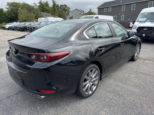 2025 Mazda Mazda3 2.5 s Preferred photo 3