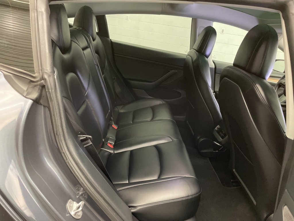2023 Tesla Model 3 photo 21
