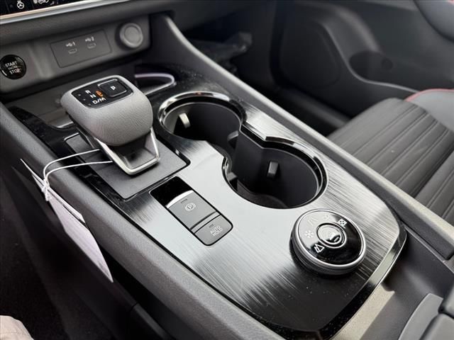 2025 Nissan Rogue SV photo 6