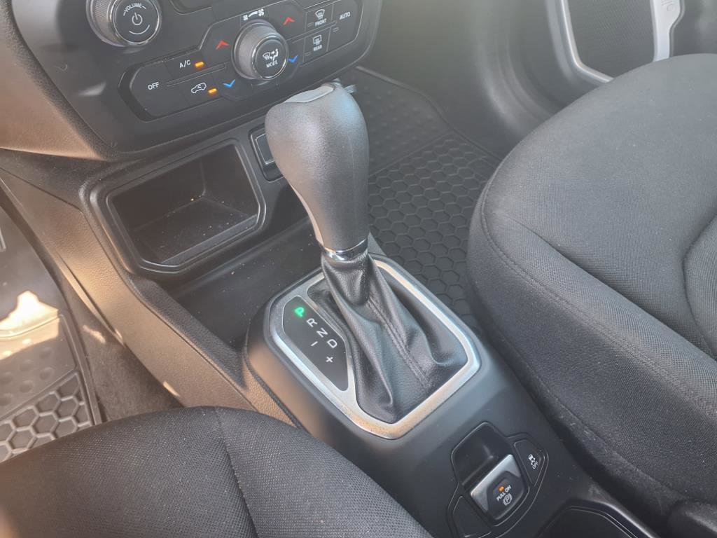 2018 Jeep Renegade Latitude photo 20