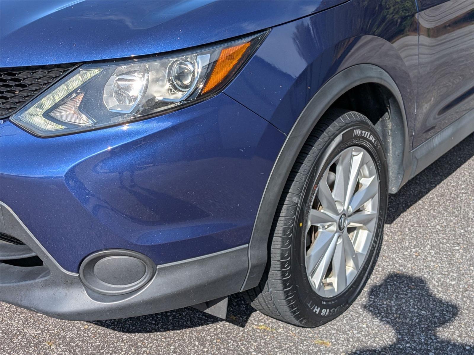 2019 Nissan Rogue Sport S photo 8