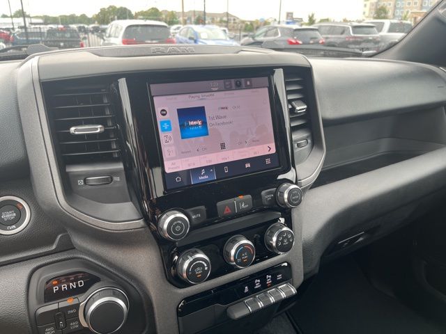 2025 Ram 1500 Tradesman photo 14