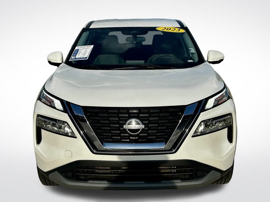 2023 Nissan Rogue SV photo 8