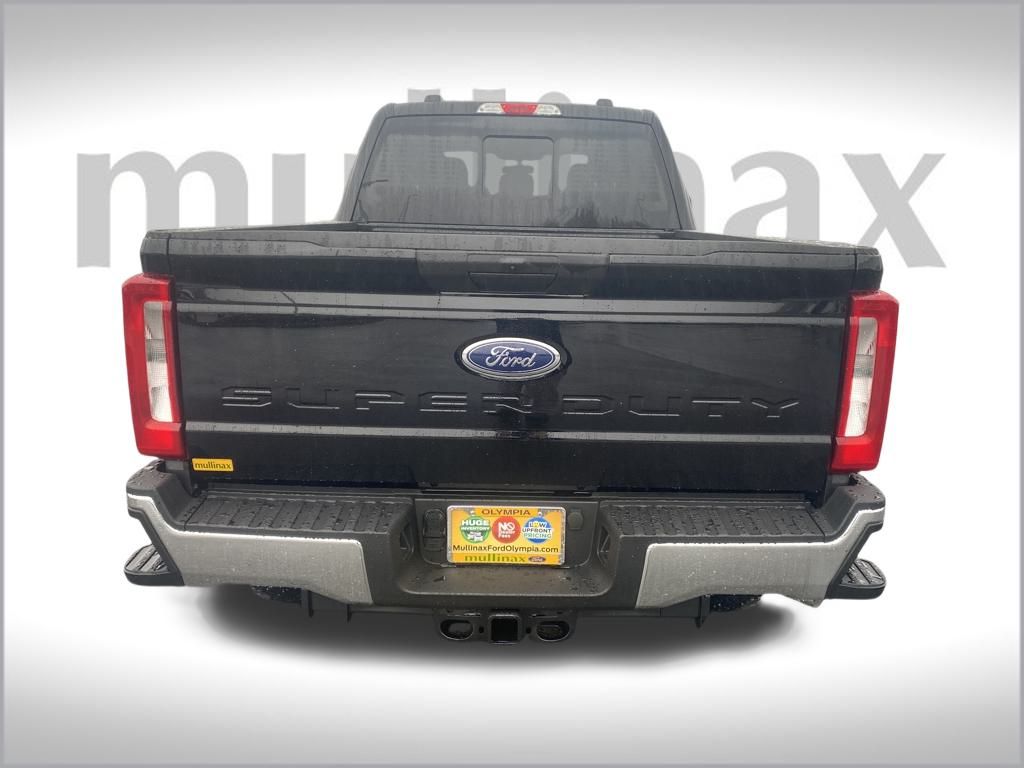 2026 Ford F-250 XLT photo 2