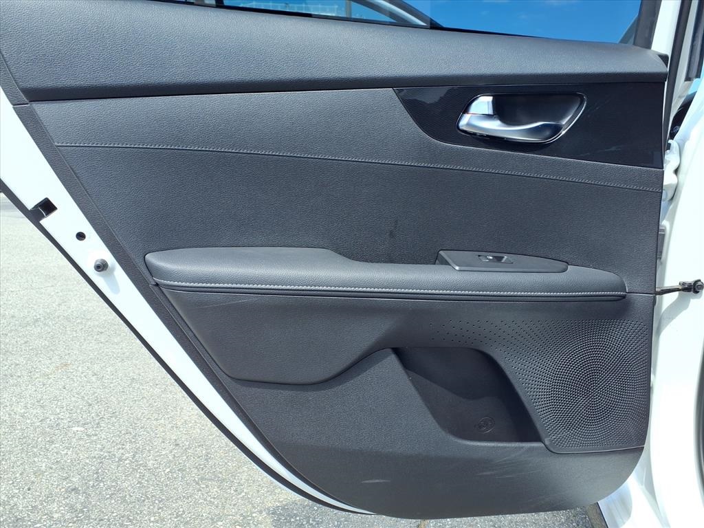 2023 Kia Forte GT-Line photo 23