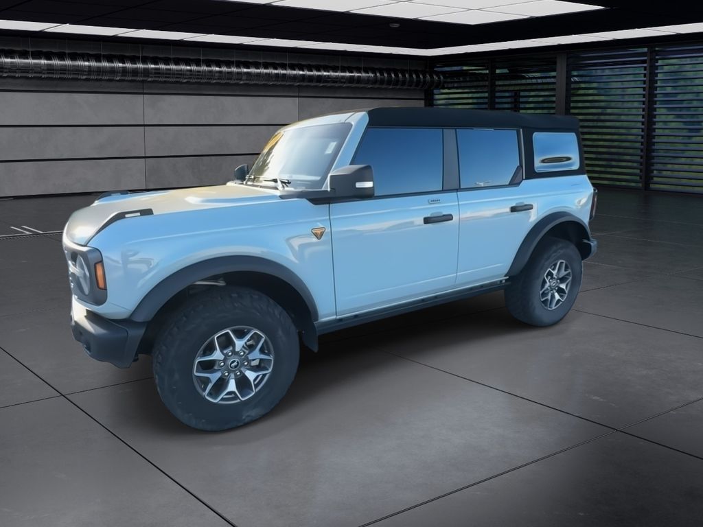 2023 Ford Bronco Badlands photo 3