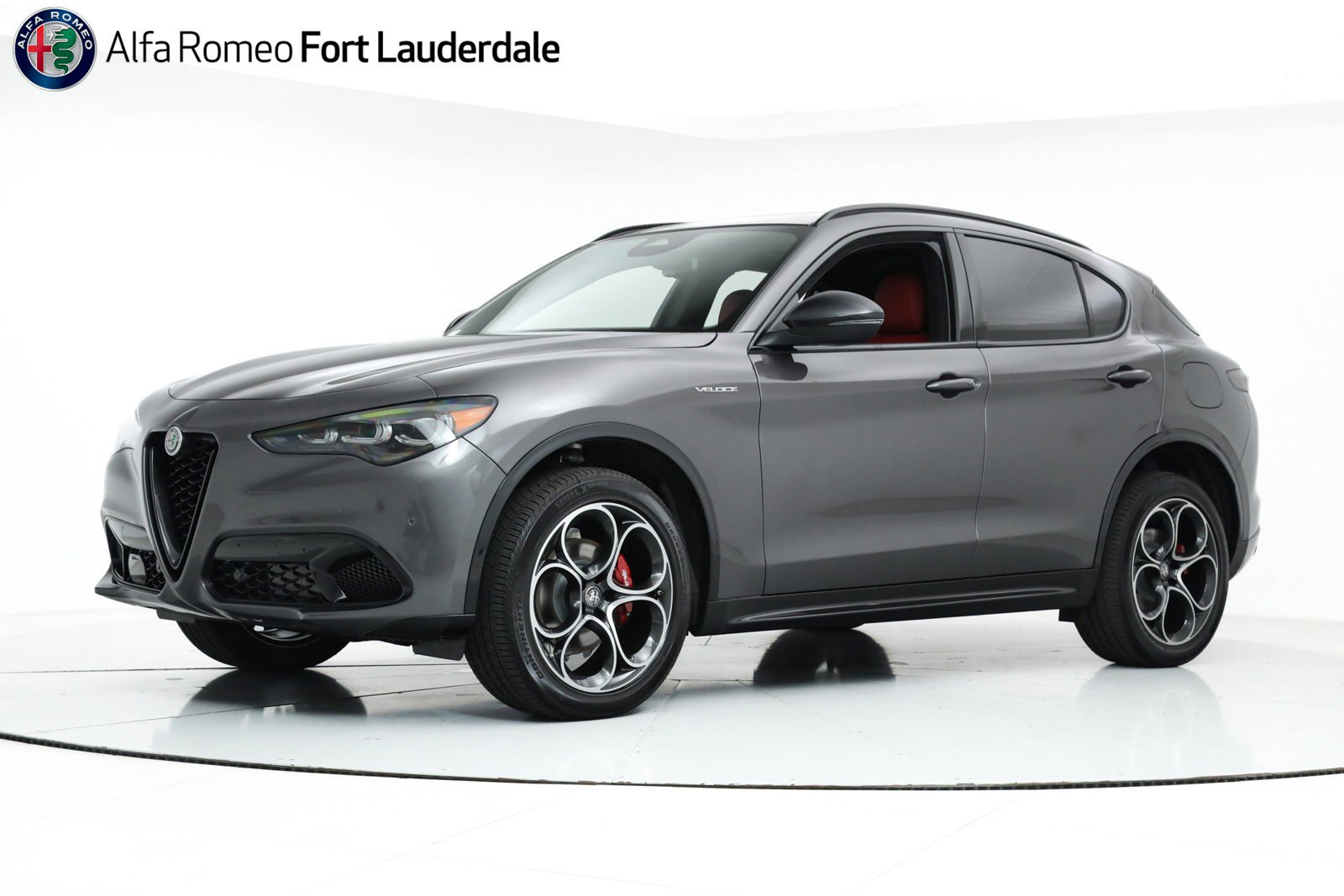 2025 Alfa Romeo Stelvio 