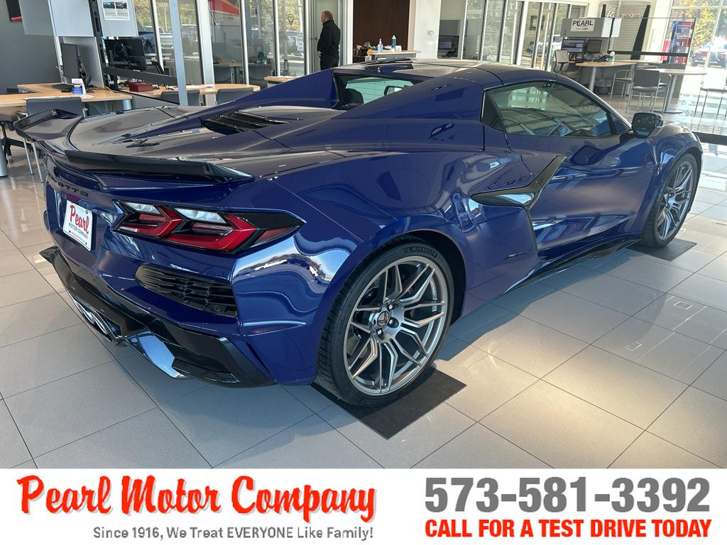 2026 Chevrolet Corvette Z06 2LZ photo 2