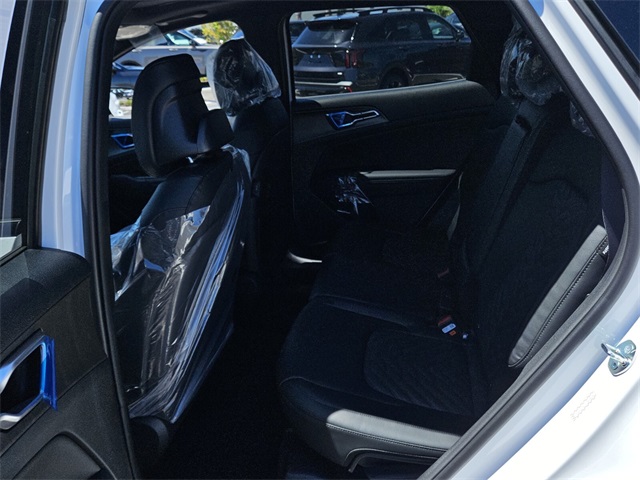 2026 Kia Sportage X-Line photo 3