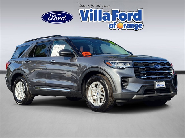 2025 Ford Explorer Active's photo