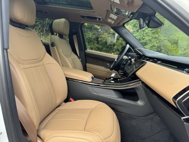 2024 Land Rover Range Rover Sport SE photo 21