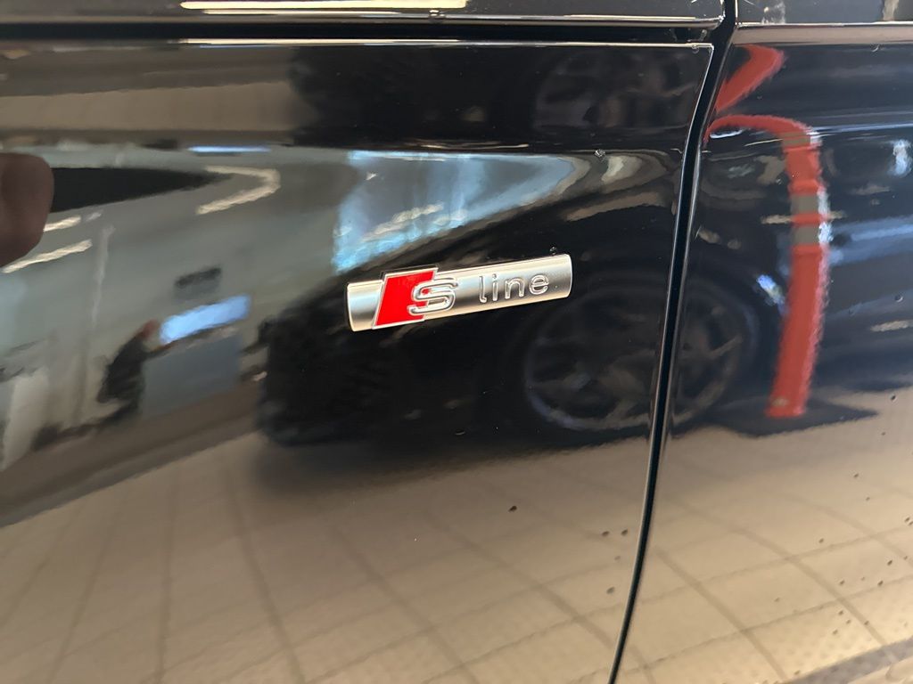 2025 Audi Q5 45 S line Premium Plus photo 4