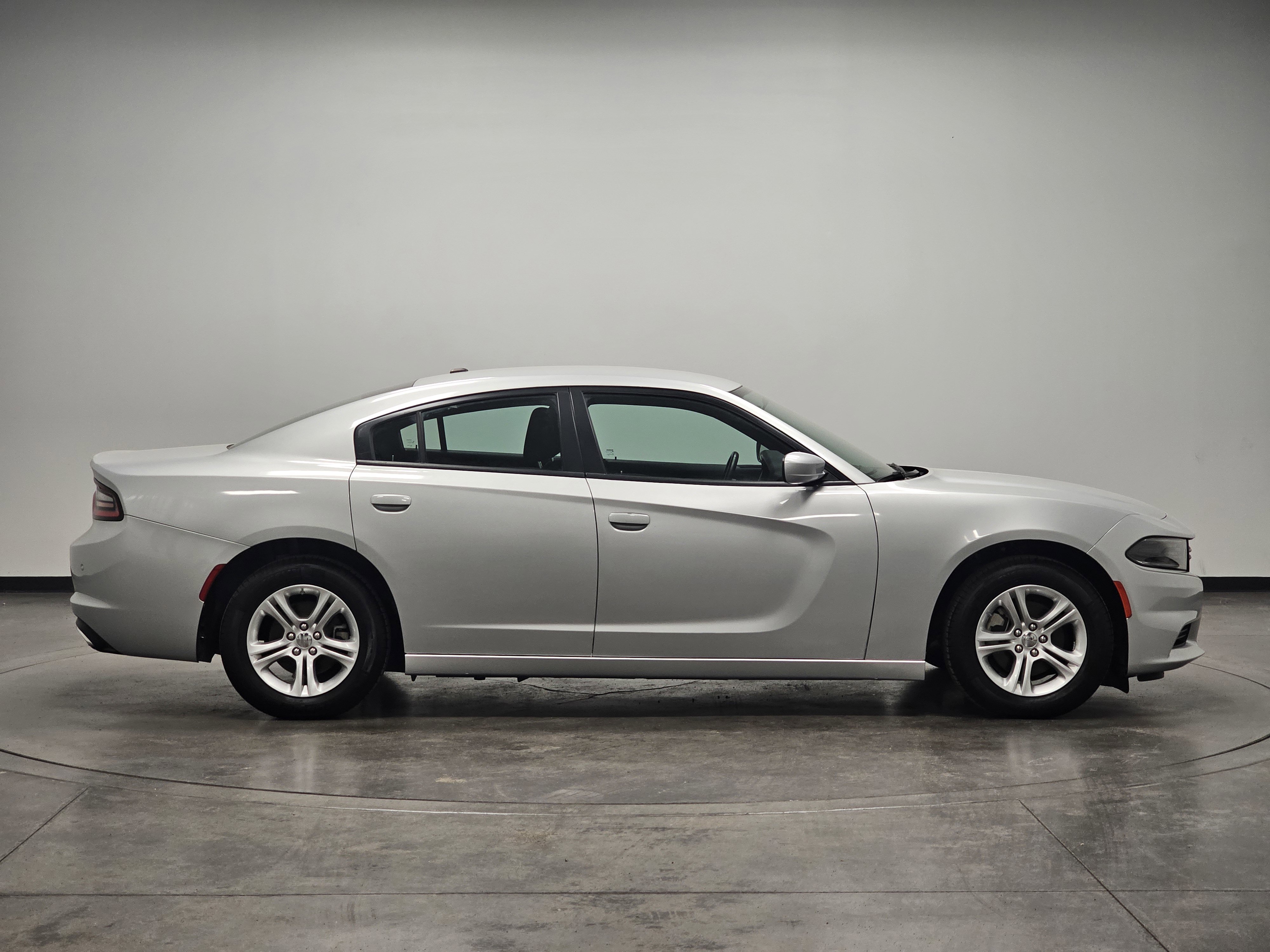 2022 Dodge Charger SXT photo 7