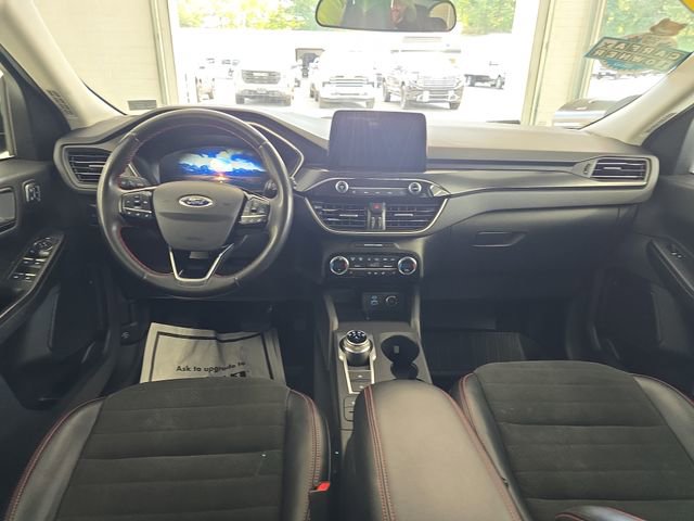 2021 Ford Escape SEL photo 10