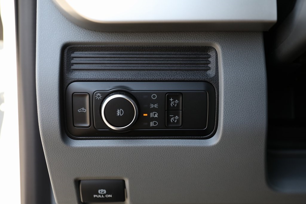 2025 Ford F-250 Super Duty XL - Photo 45