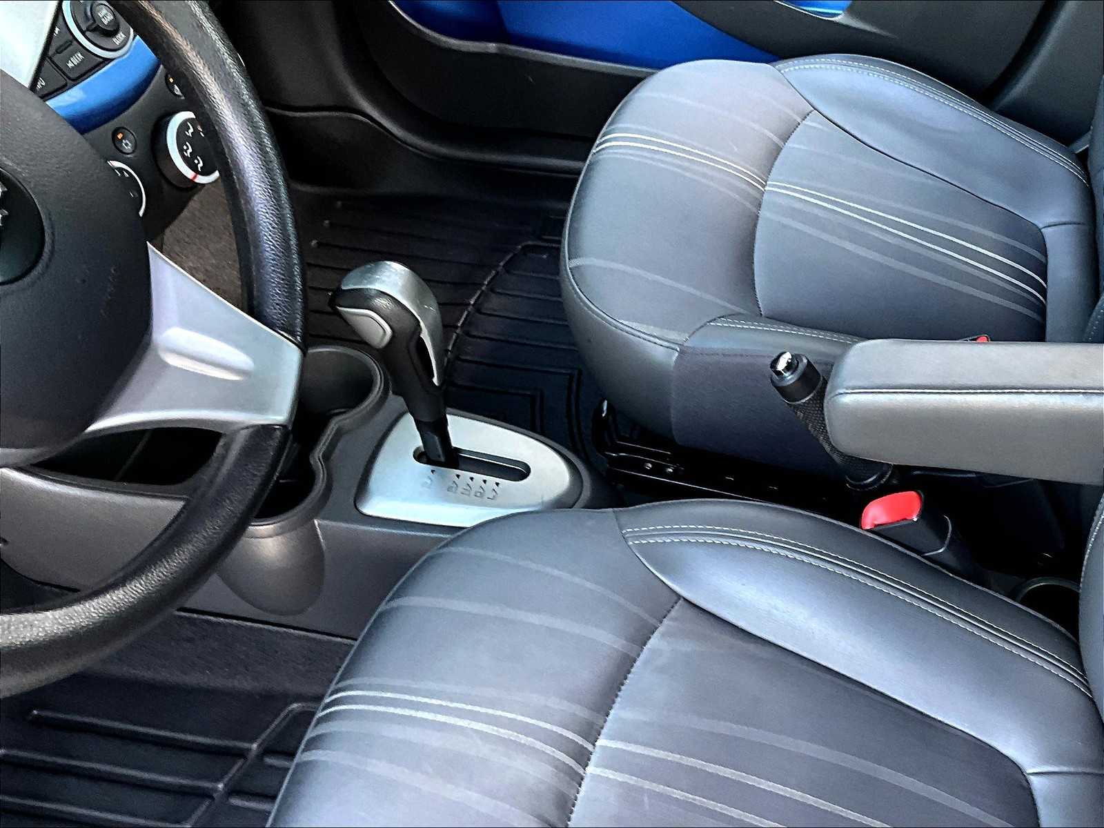 2014 Chevrolet Spark LS photo 19