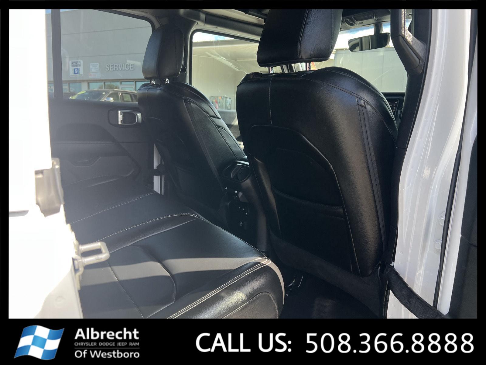 2022 Jeep Wrangler Unlimited Sahara 4xe photo 15
