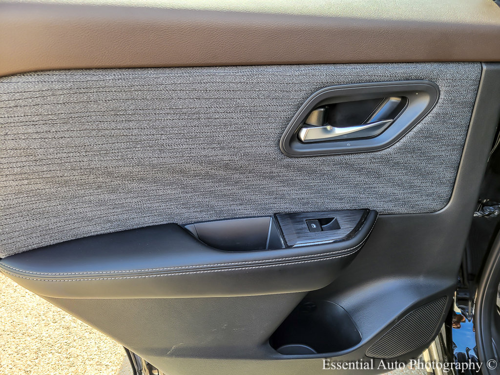 2021 NISSAN ROGUE - Image 17