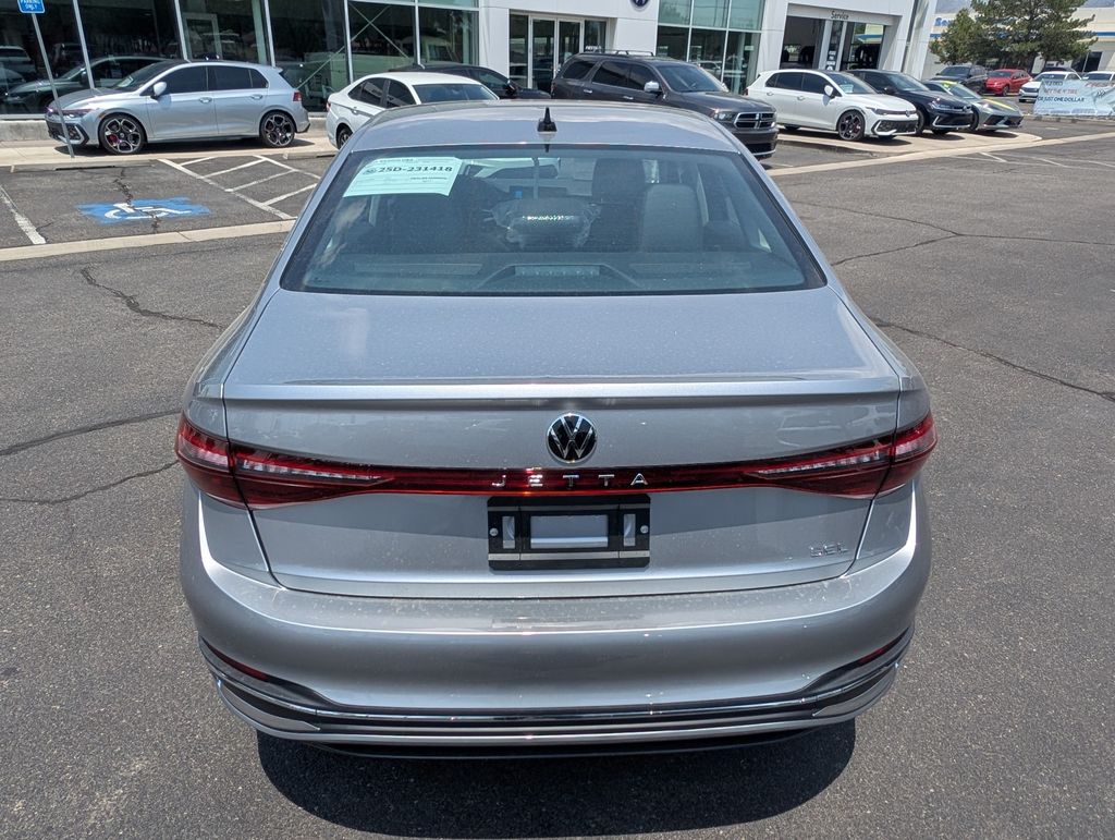 2025 Volkswagen Jetta 1.5T SEL photo 6