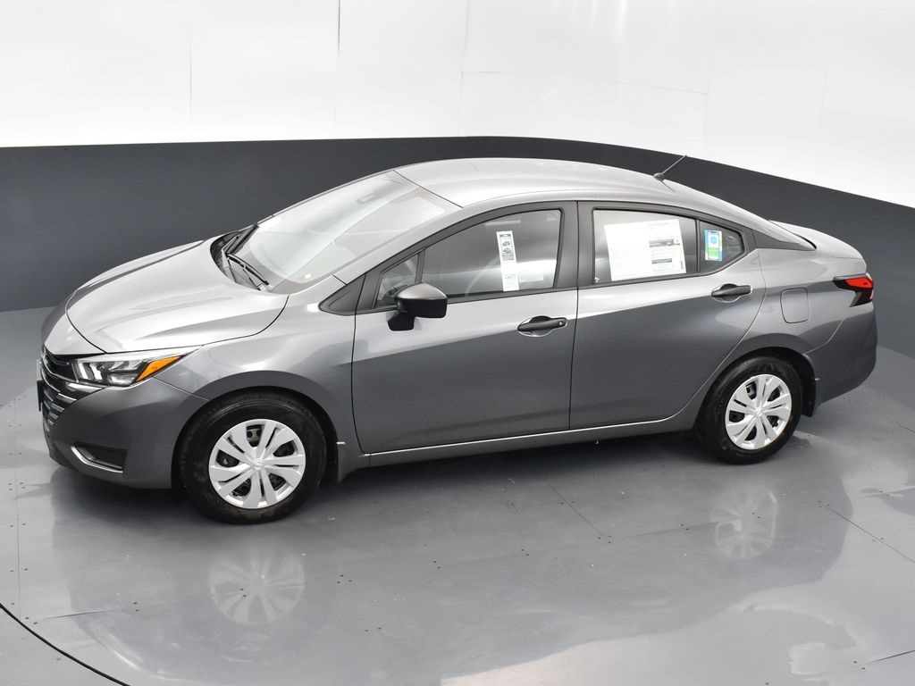 2025 Nissan Versa 1.6 S photo 36
