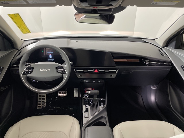 2025 Kia Niro EX Touring photo 31