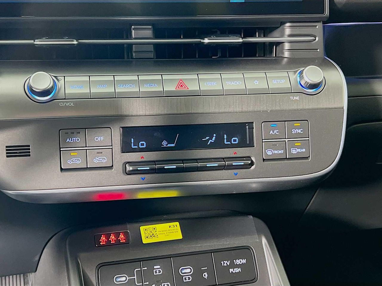 2026 Hyundai Kona SEL photo 6