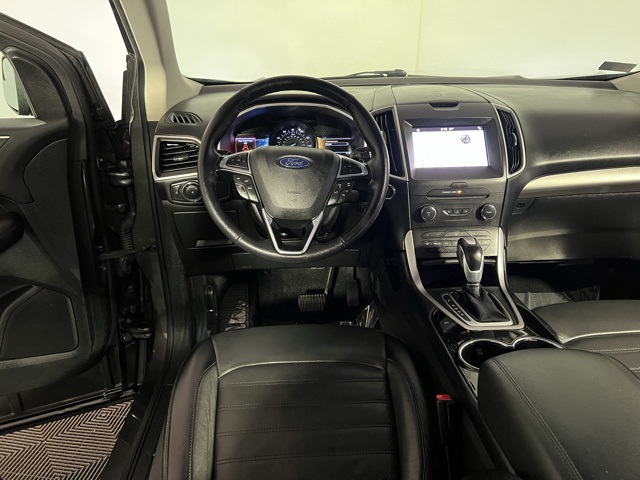 2018 Ford Edge SEL photo 13