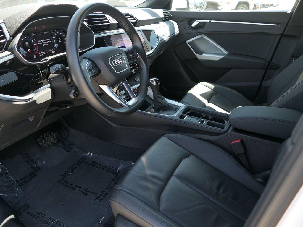 2022 Audi Q3 Premium S line photo 7