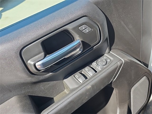 2025 Chevrolet Silverado 3500HD photo 9
