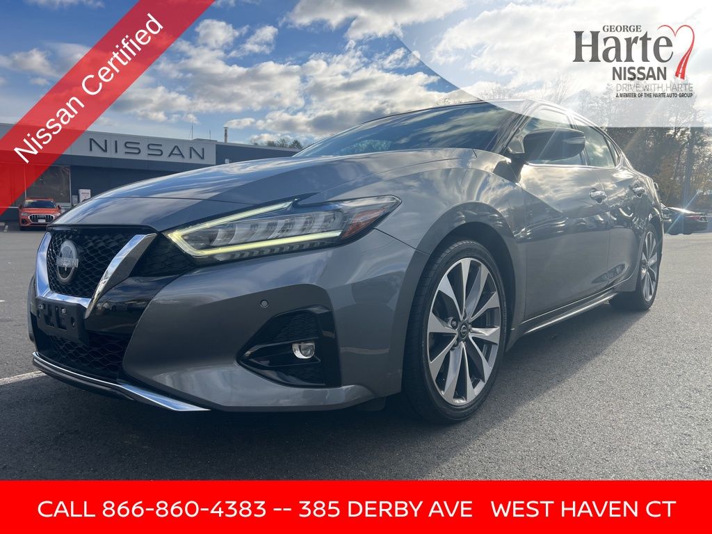 2023 Nissan Maxima Platinum's photo