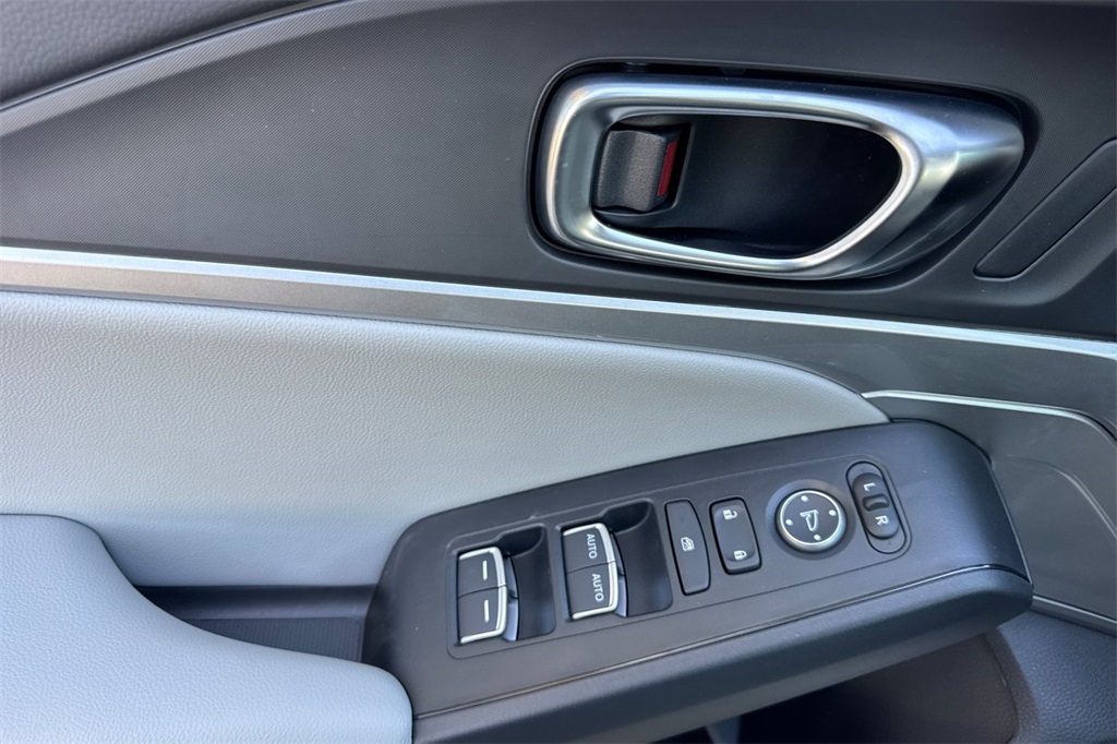 2025 Acura Integra Base photo 11