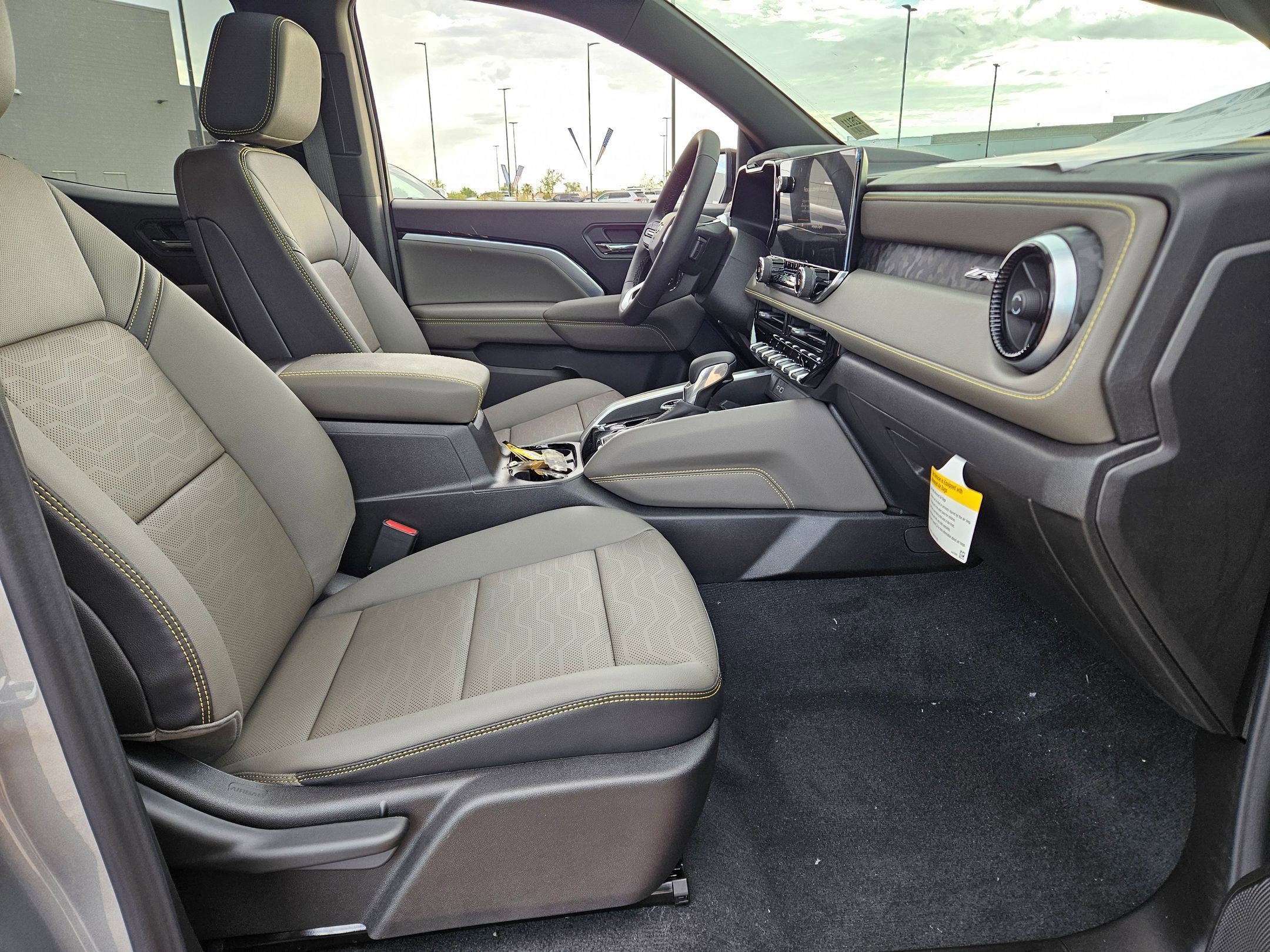 2026 Chevrolet Colorado ZR2 photo 18