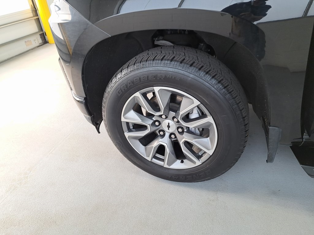 2021 Chevrolet Silverado 1500 RST photo 24
