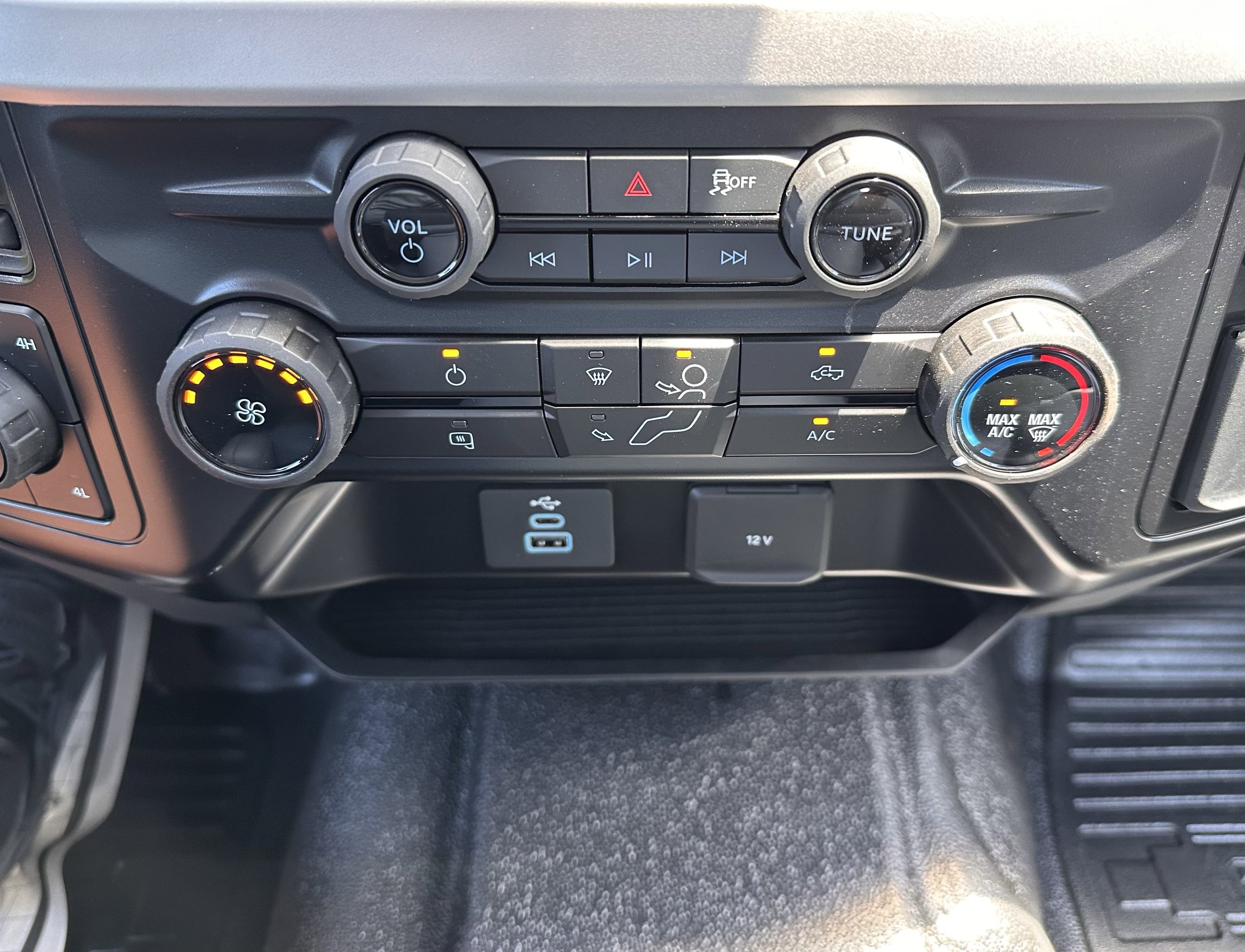 2025 Ford F-550 XL photo 12