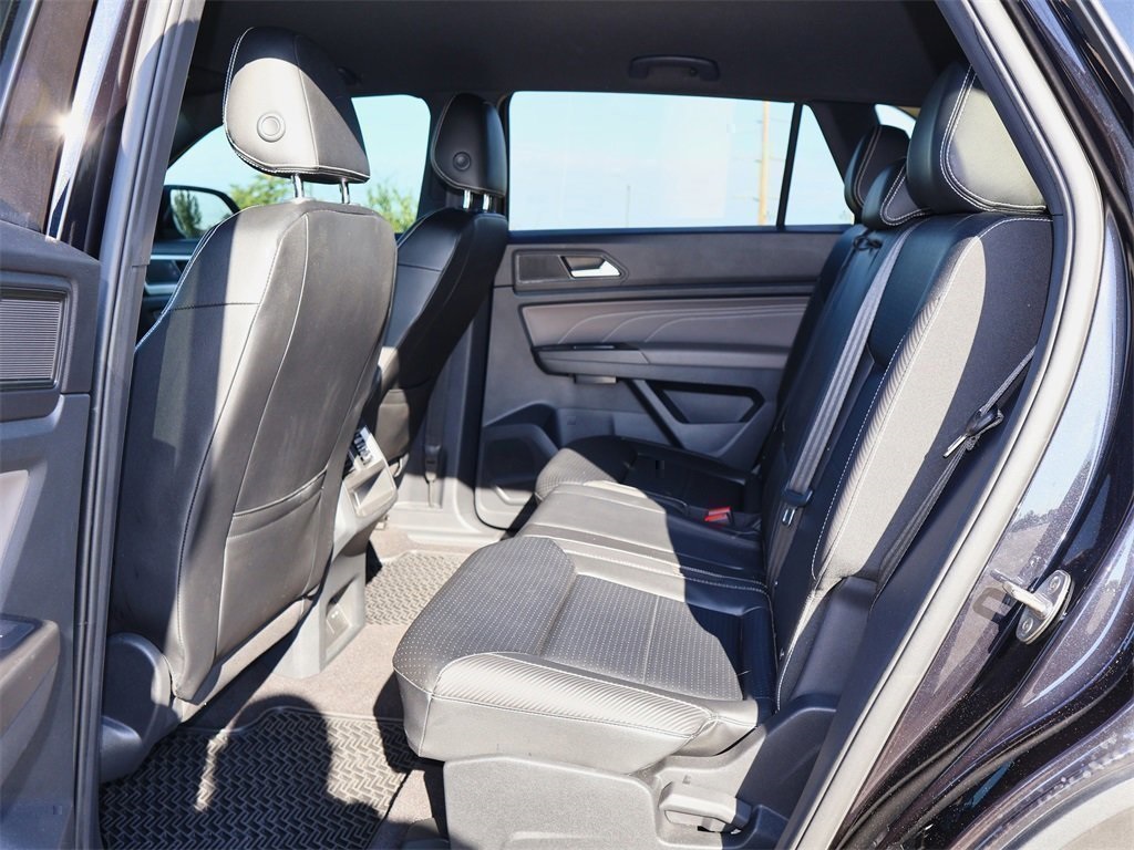 2022 Volkswagen Atlas Cross Sport V6 SE Technology photo 11