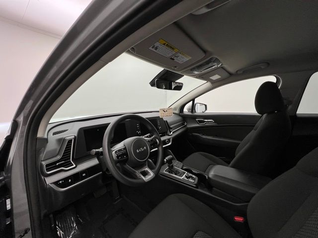 2024 Kia Sportage LX photo 7